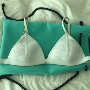 Triangl bikini top L